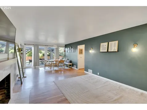 12340 SW Faircrest Street Portland OR 97225