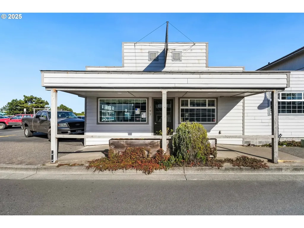 145 2nd Street Bandon OR 97411