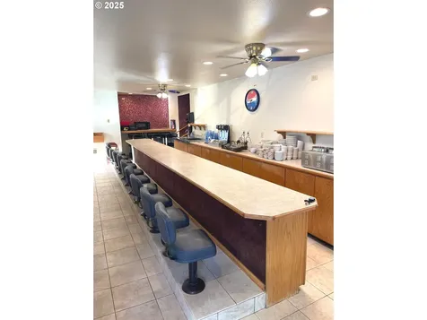 145 2nd Street Bandon OR 97411