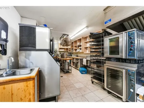145 2nd Street Bandon OR 97411