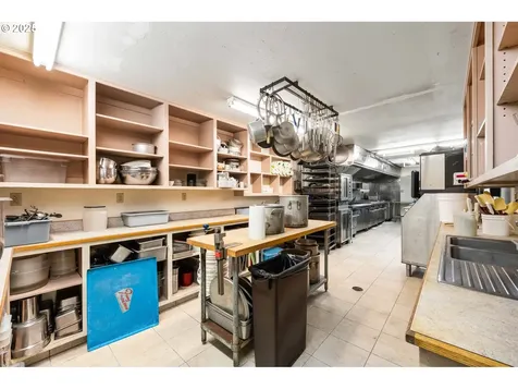 145 2nd Street Bandon OR 97411