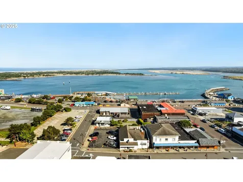 145 2nd Street Bandon OR 97411