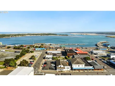 145 2nd Street Bandon OR 97411