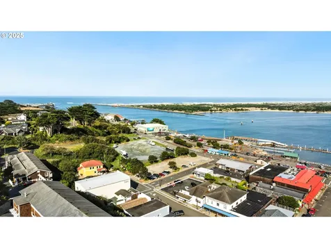145 2nd Street Bandon OR 97411