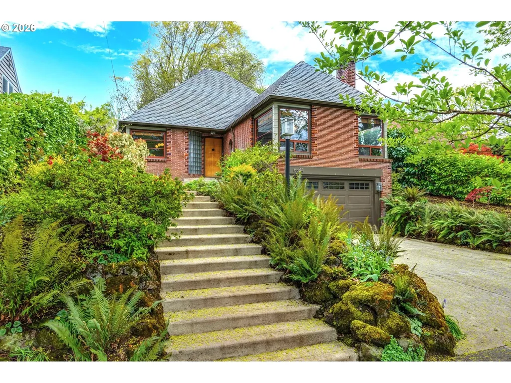 6544 SE 36th Avenue Portland OR 97202