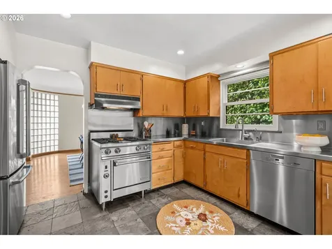 6544 SE 36th Avenue Portland OR 97202