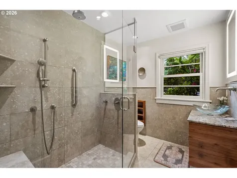 6544 SE 36th Avenue Portland OR 97202