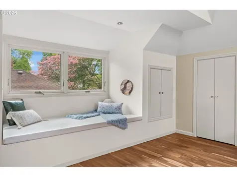 6544 SE 36th Avenue Portland OR 97202