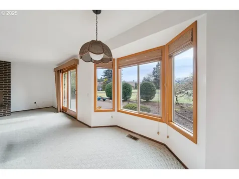 2336 NE 151st Avenue Portland OR 97230