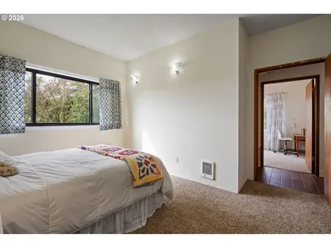 14830 NW Gillihan Road Portland OR 97231
