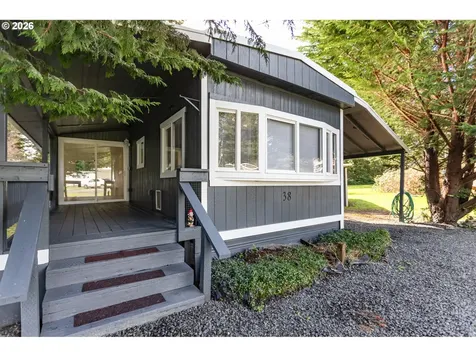 5170 Grand Avenue Florence OR 97439