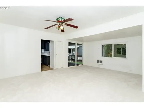 5170 Grand Avenue Florence OR 97439