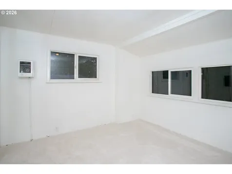 5170 Grand Avenue Florence OR 97439