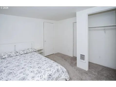 5170 Grand Avenue Florence OR 97439