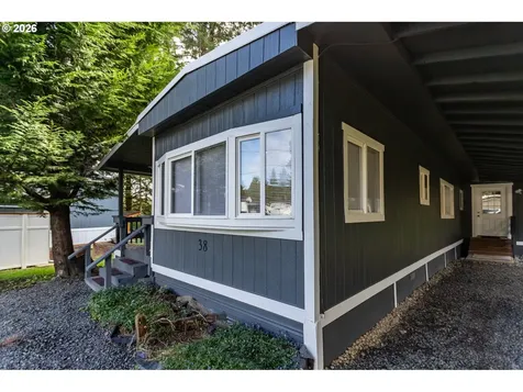 5170 Grand Avenue Florence OR 97439