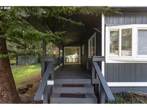 5170 Grand Avenue Florence OR 97439