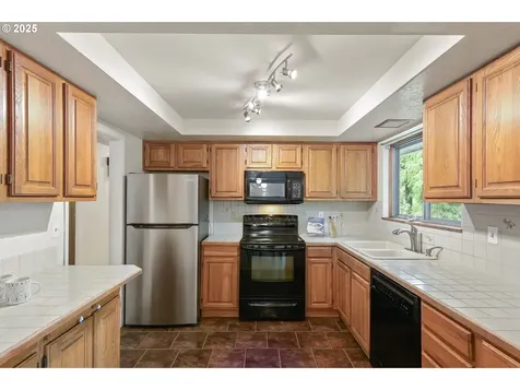 8002 SE 104th Avenue Portland OR 97266