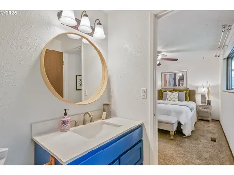 8002 SE 104th Avenue Portland OR 97266