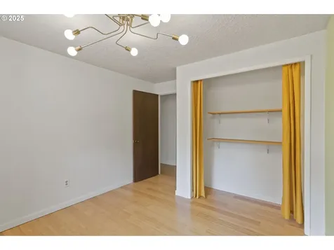8002 SE 104th Avenue Portland OR 97266