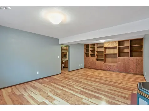 8002 SE 104th Avenue Portland OR 97266