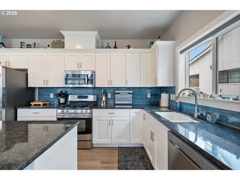 325 N Juniper Court Rockaway Beach OR 97136