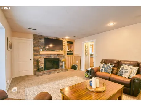 71627 SW Bridle Drive Pendleton OR 97801
