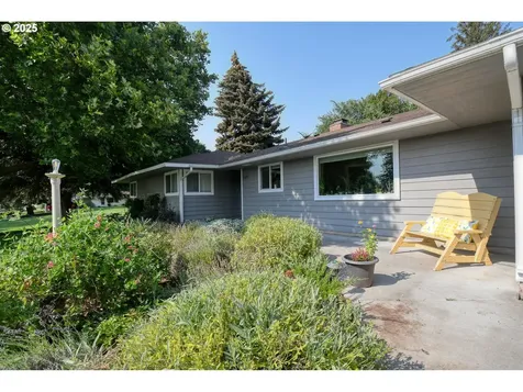 71627 SW Bridle Drive Pendleton OR 97801