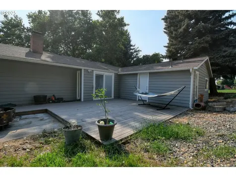 71627 SW Bridle Drive Pendleton OR 97801