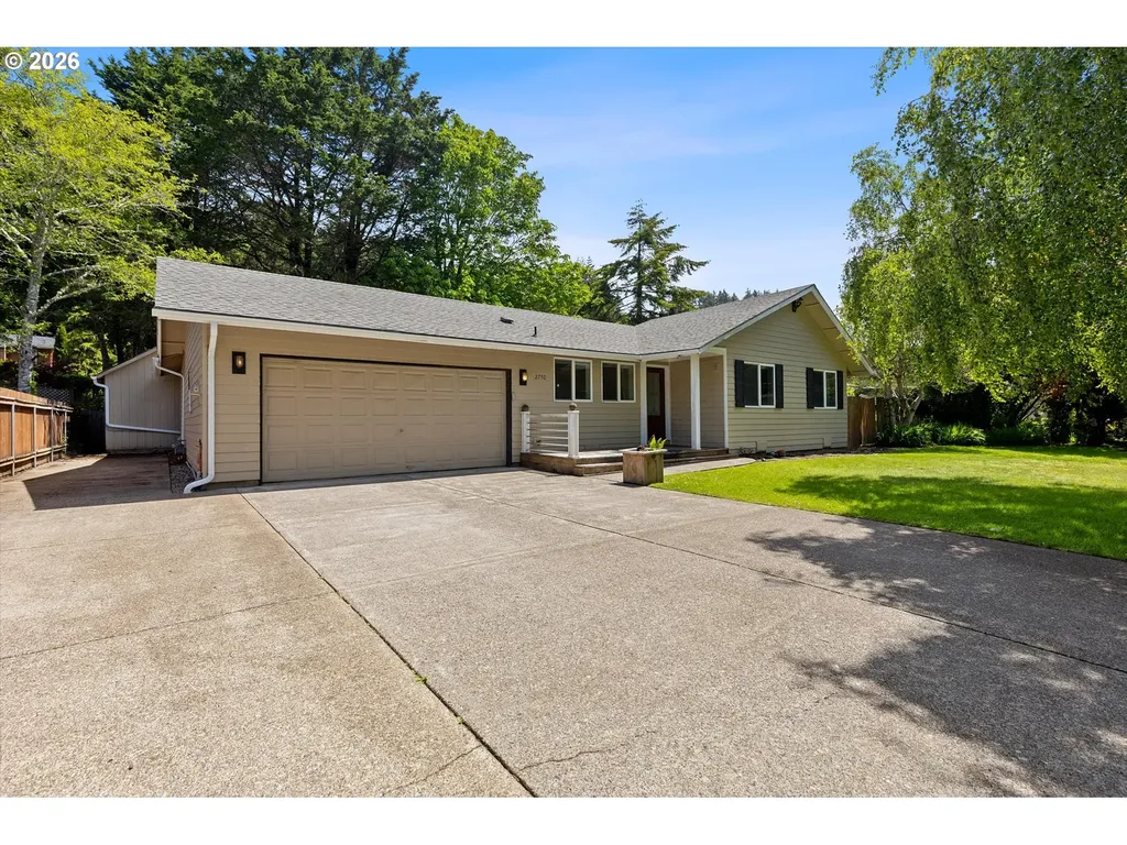 2750 NE Harney Drive Newport OR 97365