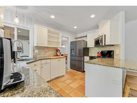 2275 River Heights Circle West Linn OR 97068