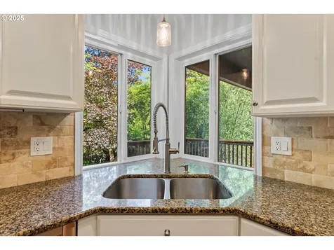 2275 River Heights Circle West Linn OR 97068