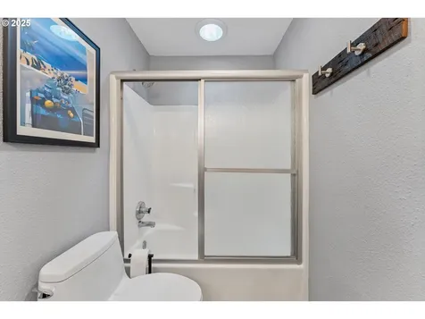 2275 River Heights Circle West Linn OR 97068