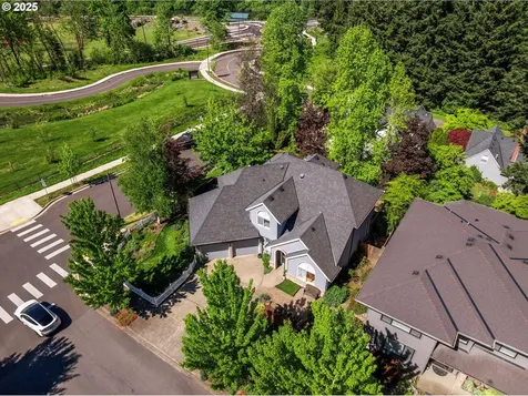 2275 River Heights Circle West Linn OR 97068