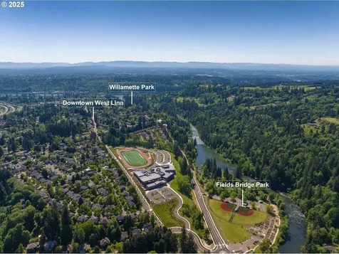 2275 River Heights Circle West Linn OR 97068