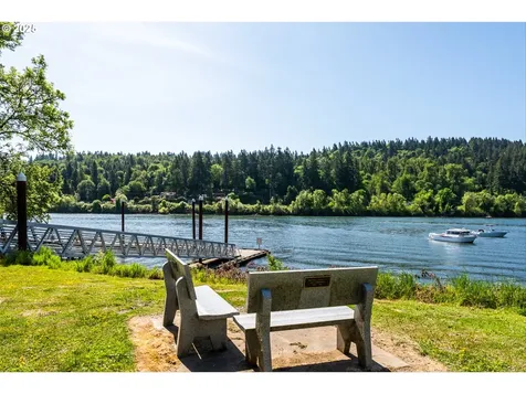 2275 River Heights Circle West Linn OR 97068