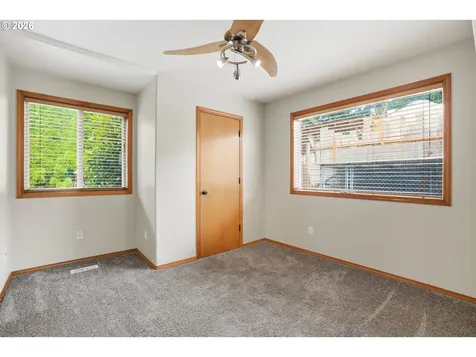 6000 NE 42nd Way Vancouver WA 98661