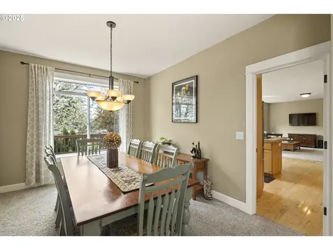 623 SW 5th Street Dundee OR 97115