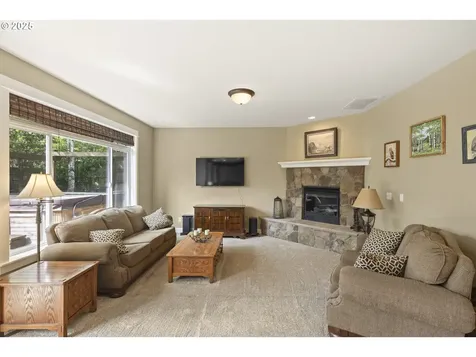 623 SW 5th Street Dundee OR 97115