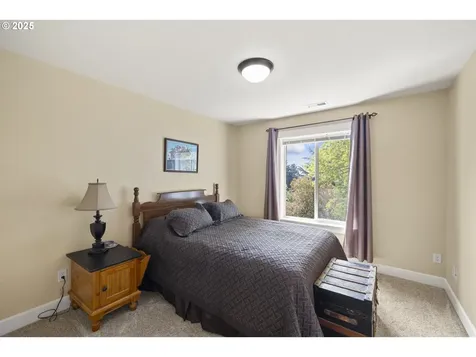 623 SW 5th Street Dundee OR 97115