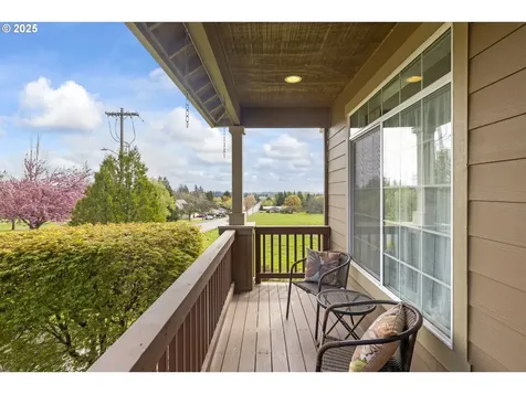 623 SW 5th Street Dundee OR 97115