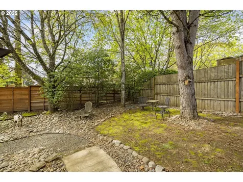 623 SW 5th Street Dundee OR 97115