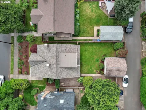 3947 SE Stark Street Portland OR 97035
