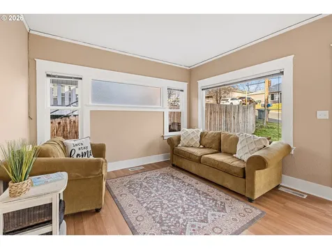 615 NW 3rd Street Pendleton OR 97801
