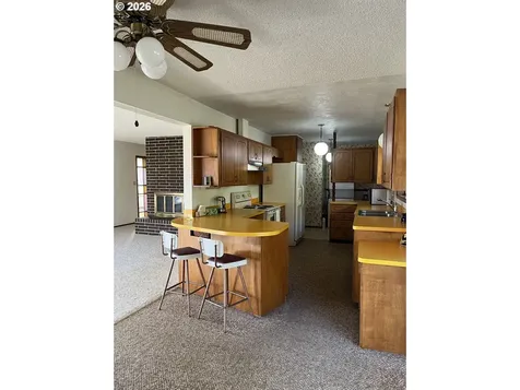 1212 Private Drive Coquille OR 97423