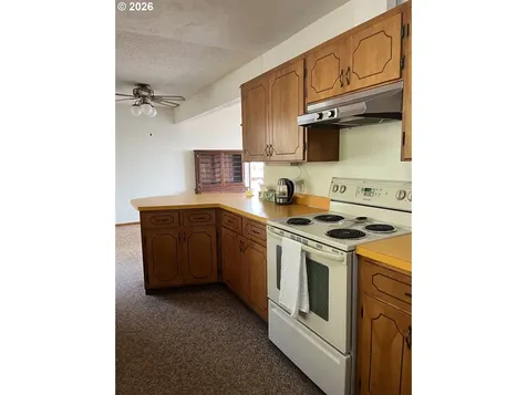 1212 Private Drive Coquille OR 97423