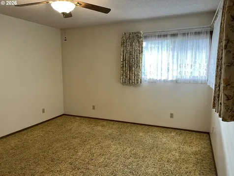 1212 Private Drive Coquille OR 97423