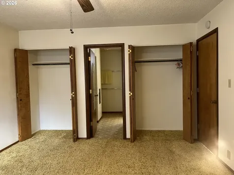 1212 Private Drive Coquille OR 97423