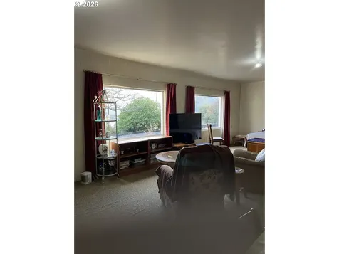 1212 Private Drive Coquille OR 97423