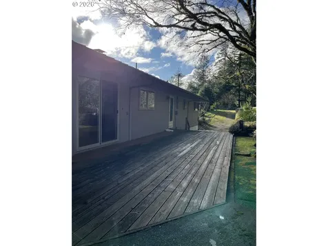 1212 Private Drive Coquille OR 97423