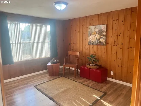 1090 Echo Hollow Road Eugene OR 97402